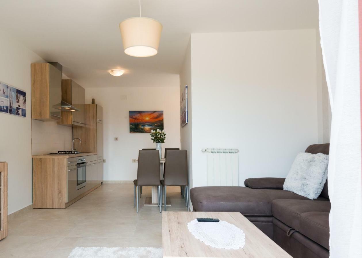 Apartments Alma Crveni Vrh Extérieur photo