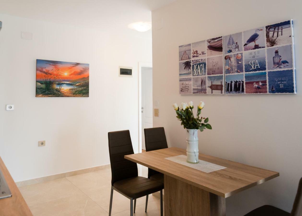 Apartments Alma Crveni Vrh Extérieur photo