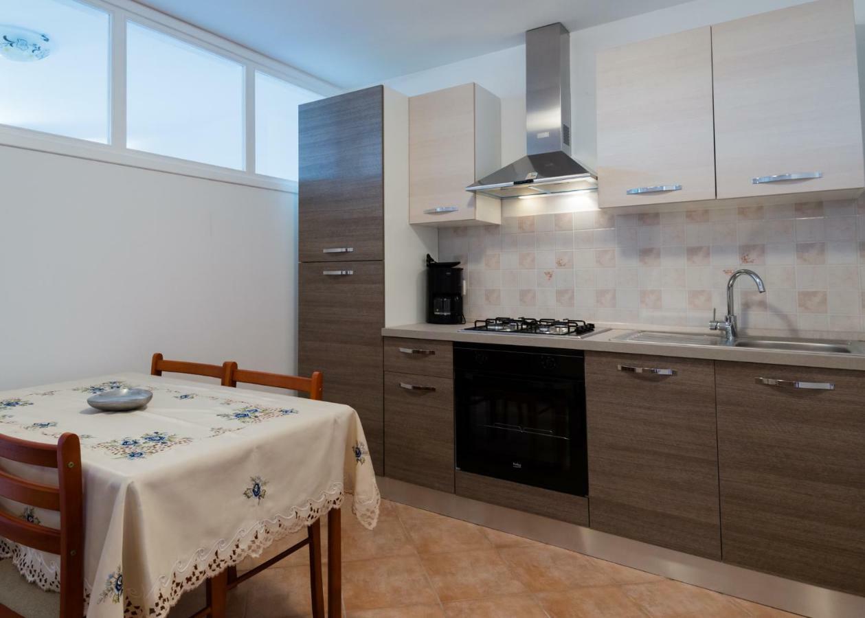 Apartments Alma Crveni Vrh Extérieur photo