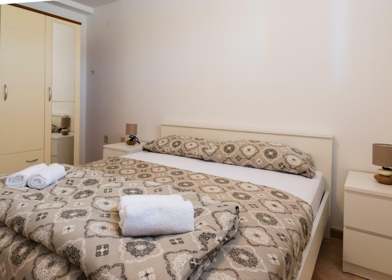 Apartments Alma Crveni Vrh Extérieur photo