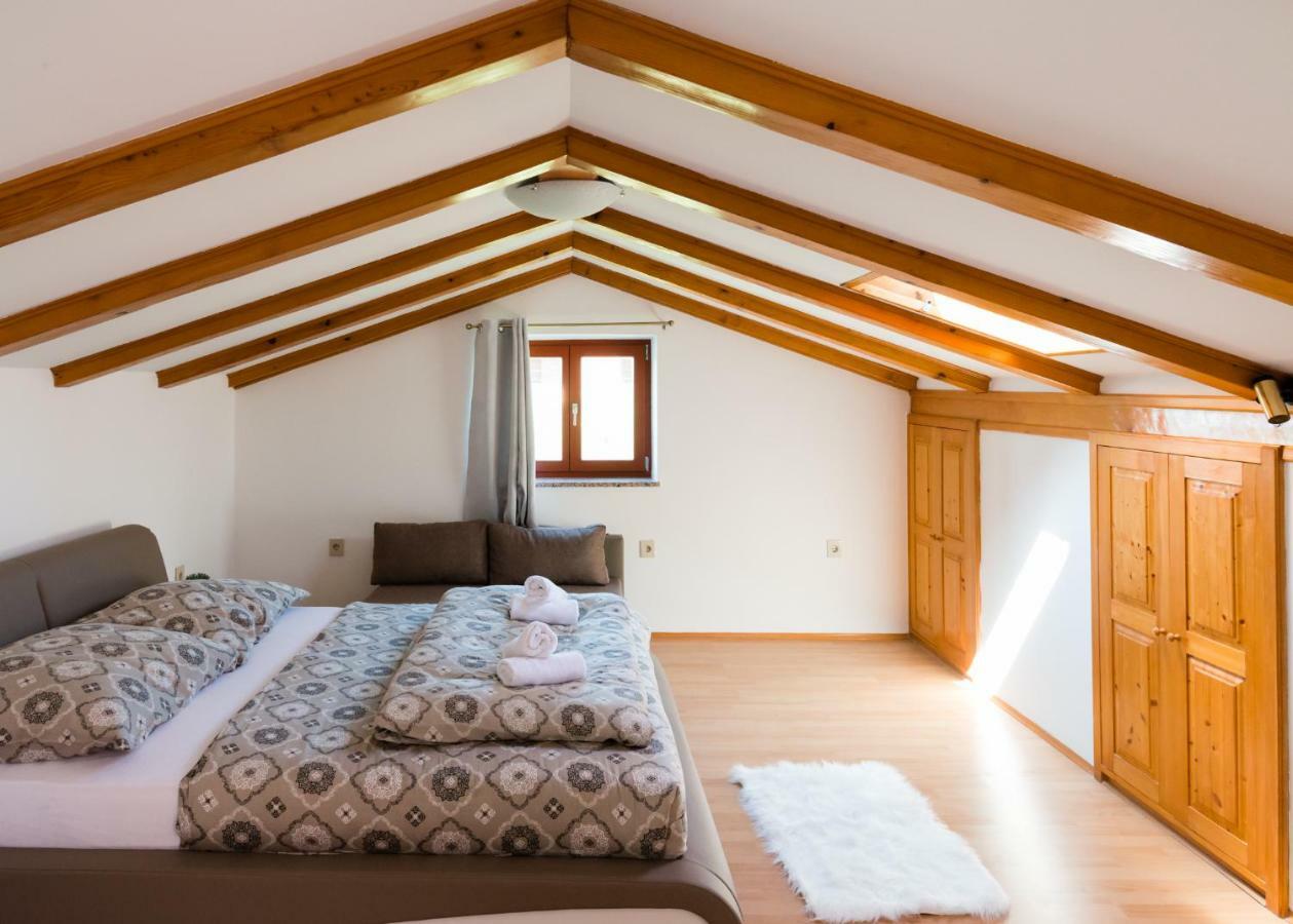 Apartments Alma Crveni Vrh Extérieur photo